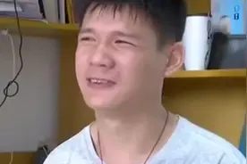 脑瘫男孩以专业第一成绩考上研究生：感谢父亲不抛弃、不放弃视频封面