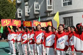 洋溢我青春 点赞新时代 南京秦淮外国语学校初一年级健身操比赛图片