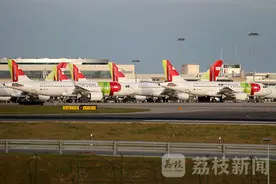 疫情下的国际空乘口述：停飞前我的同事被感染了图片