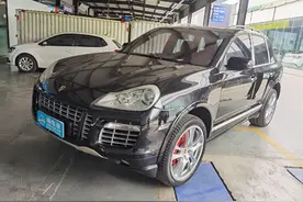 为助力高考，大G车主花30万买辆卡宴送孩子，网友：实力坑娃图片