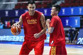 谁是中国男篮历史上最好的组织后卫，李晓勇，刘炜还是郭艾伦？图片