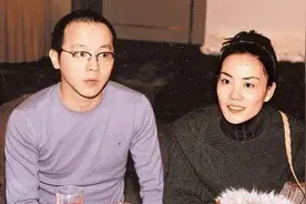21年前，在日本唱完后的王菲被窦唯怒吼，两人自此再无交集图片