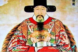 皇帝向户部借10万两银子，宰相：一分钱也不能借，过世后就被抄家图片