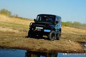 宋楠：红色暴力美学典范之苏俄军用UAZ-469重度改装版图片