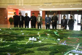 吉林省贸促会会长冯庆忠到莲花山度假区走访调研图片