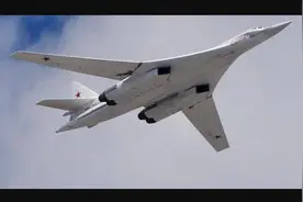 硬核反击！白天鹅轰炸机狂奔8千公里，俄军：20分钟就能拜访美国图片