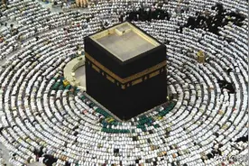 世界上最著名的石头——沙特麦加天房黑石图片