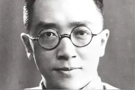 胡适去世，众人来悼，遗孀江冬秀却当众捶打遗体：死鬼胡适之啊图片