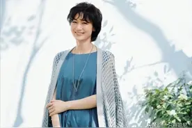 “腿粗”和“屁股大”的女人，建议多穿这3种下装，藏肉还显瘦图片