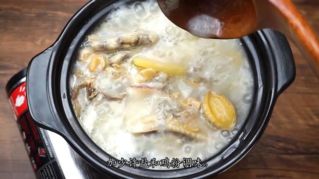 花胶响螺海底椰花生煲鸡脚 2026年花胶响螺海参煲鸡汤的功效 花胶响螺海底椰花生煲鸡脚 2026年花胶响螺海参煲鸡汤的功效