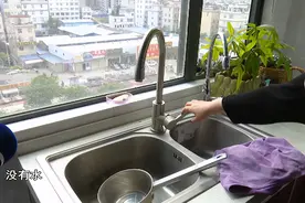 上万人受影响！供水管当成污水管，官南大道成汪洋……图片