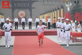 第1棒火炬手｜奥运冠军秦凯：希望为家乡培养世界冠军图片