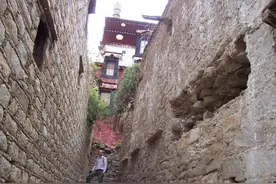 第2034回：川藏大渡河泸定桥，雅安羌国高颐墓阙图片
