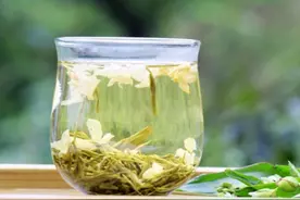 被鄙视的茉莉花茶：曾经对我爱理不理，如今叫你高攀不起图片