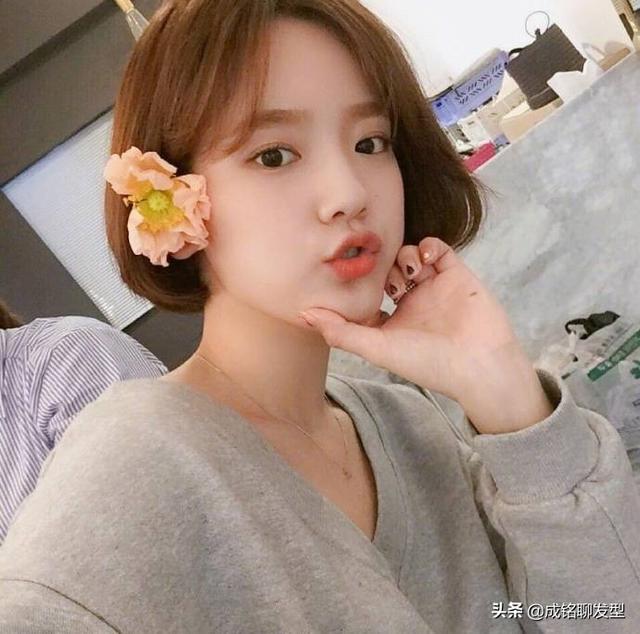 适合圆脸型女生的12款发型,简约洋气减龄还瘦脸,秒变优雅时髦精