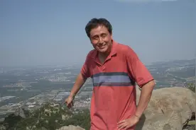 张路指导表示越南踢球的人比中国多！当地媒体：感谢张指导夸奖图片