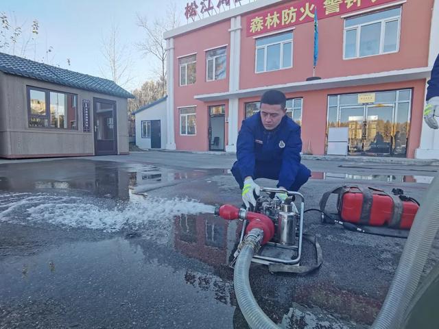 守护绿水青山 | 长白山下强本领 水泵架设练为战