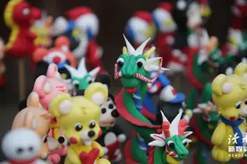 真正爱你的人，会给你偏爱图片