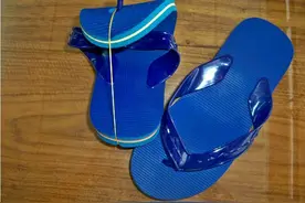 你以为人字拖的背后，都是凡尔赛人生吗？那只是她们在砥砺前行图片