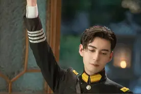男星“高质量”军阀造型：陈星旭“一见倾心”，任嘉伦意料之外图片