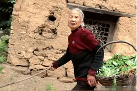 18岁逃荒来到深山沟，生活60年没出去过，78岁的她现在过得可好图片