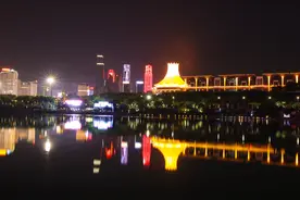 「城市夜景」南宁民歌湖图片