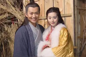 《萍踪侠影录》的云蕾，用实际行动诠释：如果爱请深爱！图片