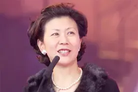 李嘉诚红颜知己逆袭上位之路：如何赚百亿身家成为香港传奇女性？图片