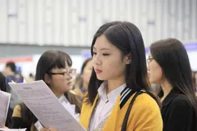 有一个铁饭碗年薪可达20万，福利待遇不比公务员差，人才缺口很大图片