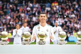 我的偶像C罗，他是个盖世英雄。图片