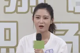 37岁女星坐月子27天不洗澡，情绪崩溃在房间大叫，曾倒追老公5年图片