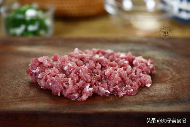 泡菜肉末营养丰富，做法简单，开胃下饭的原因原来在这里