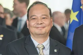 低调的澳门富豪：实力不输何鸿燊家族，百亿财富被严重低估图片