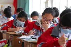 2020高考人数再创新高达到1000多万，升学难度增加，有这2大挑战图片