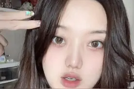 知名童星母亲自曝喂奶遭偷窥，男子站许久不离开，怒骂其不识字图片