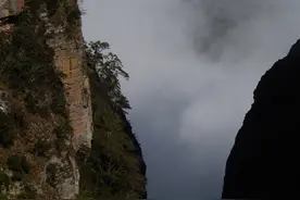 安哥拉卢班戈大峡谷，一处难以想象的美景——非洲印象随记之十图片