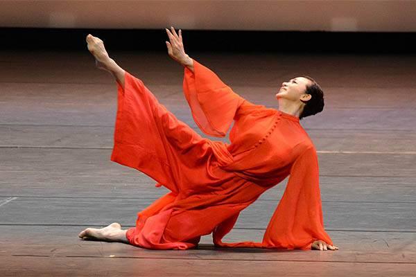 "毒舌"金星的上位秘史,和她背后的1个女人,7个男人