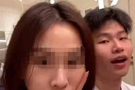 陈坤儿子恋情曝光？与美女贴身合照庆19岁生日，颜值被嘲像妈图片