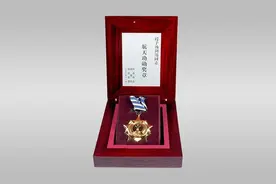 12人获航天功勋奖章，为什么是他们？奖章长什么样？图片