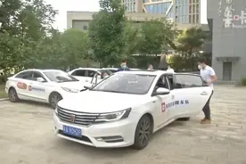 滴滴在南京组建“抗疫保障车队”图片