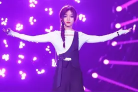 《中国好声音》过去八季，中途淘汰的这几位学员，现在比冠军还火图片