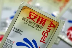 都是膨松剂：酵母、小苏打和泡打粉区别，消除困惑，做面食不求人图片