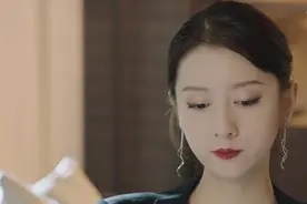 她这吻戏太绝了图片