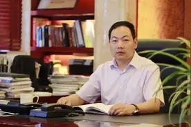 从一穷二白到身家399亿，他把一个三人小厂做到行业全球第一图片