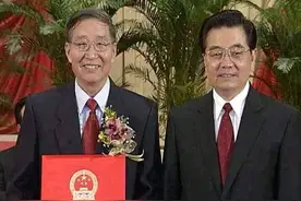 在吃饱肚子的今天，我们不能忘了袁隆平、李振声、茹振钢图片