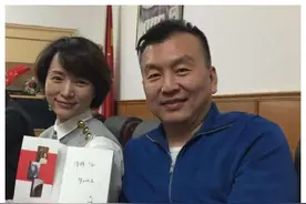 央视主持人张泽群被曝三次求婚董卿被拒？本人发文否认警告网友图片