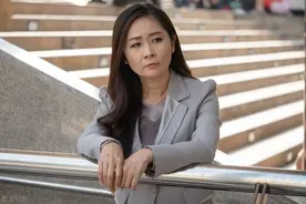 故事：老板娘和我约会图片