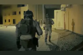 美军在叙邻国大张旗鼓军演 练习夜间突袭城市视频封面