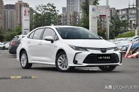 最适合家用的两款合资车，低至9.99万，卡罗拉、朗逸PLUS怎么选？图片