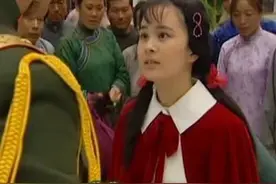 《情深深》原著：萍萍嫁人生子，被陆振华逼得家破人亡，最终跳井图片